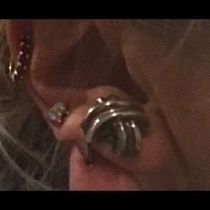 Tiffany & Co vintage earrings !!!!!Firm